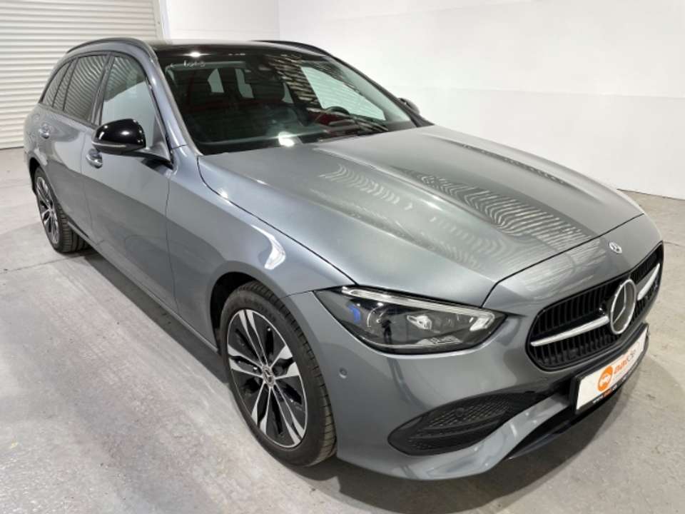Mercedes-Benz C 300 - Imagem 4