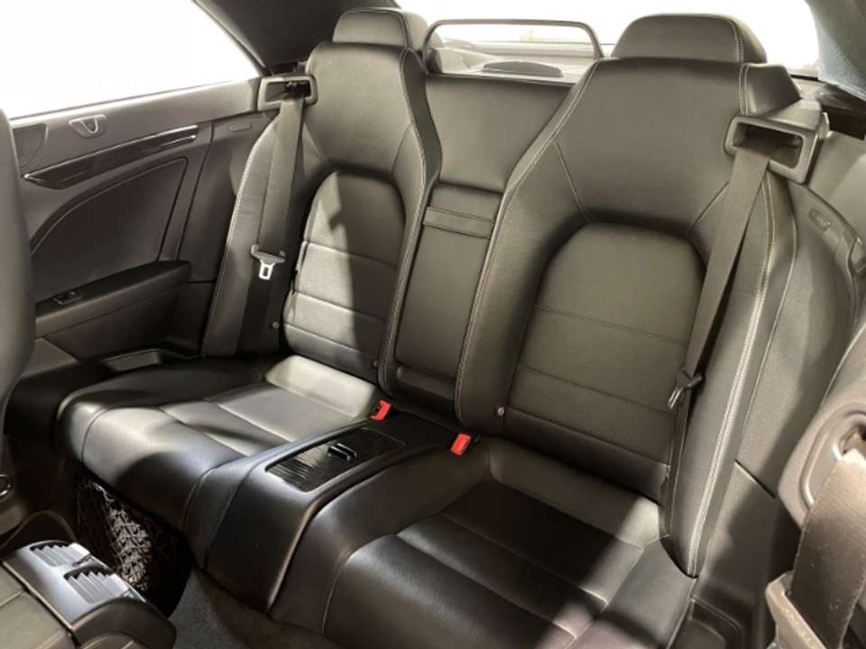 Mercedes-Benz E 200 - Imagem 7