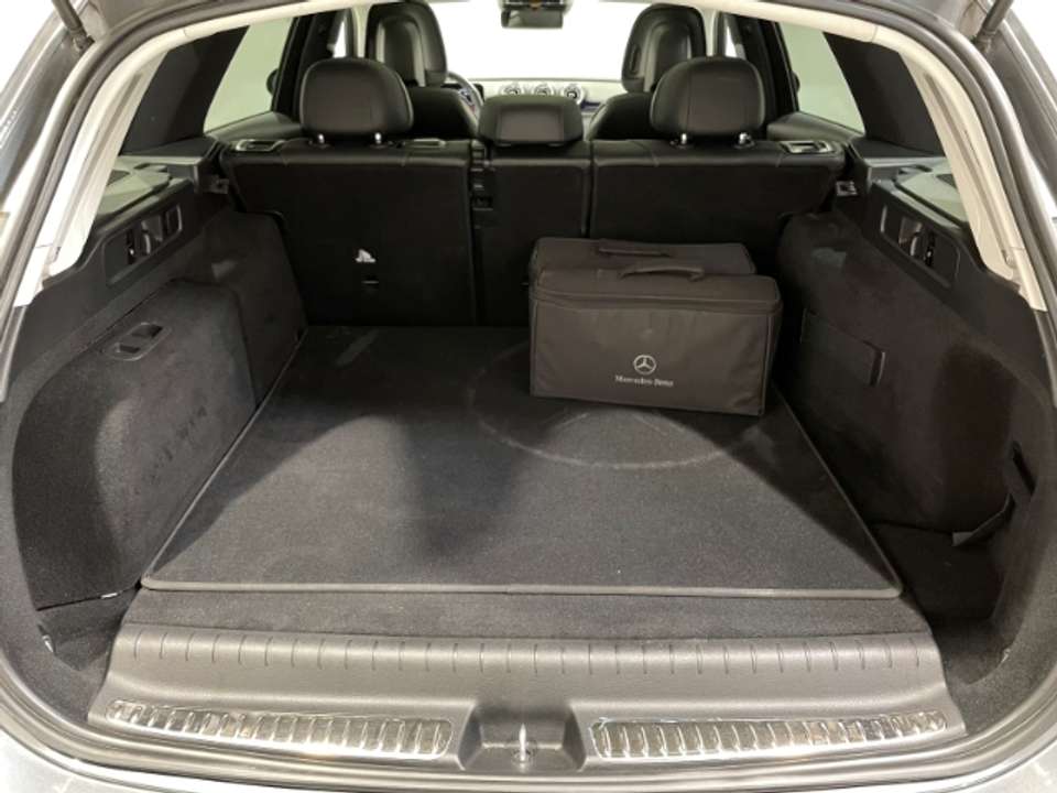 Mercedes-Benz C 300 - Imagem 7