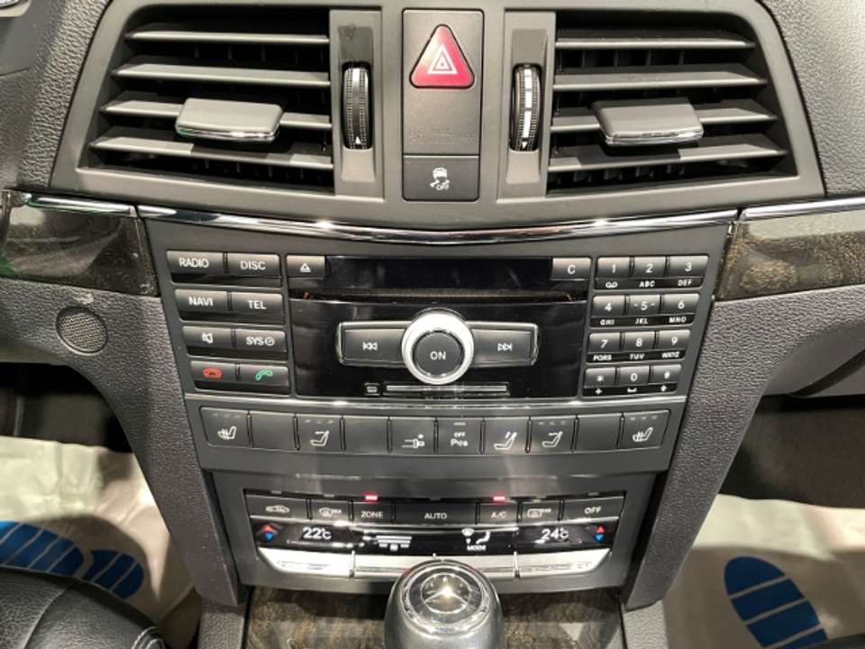 Mercedes-Benz E 200 - Imagem 15
