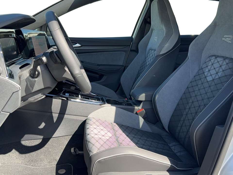 Volkswagen Golf - Imagem 11
