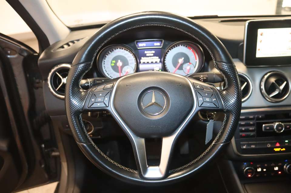 Mercedes-Benz GLA 220 - Imagem 5