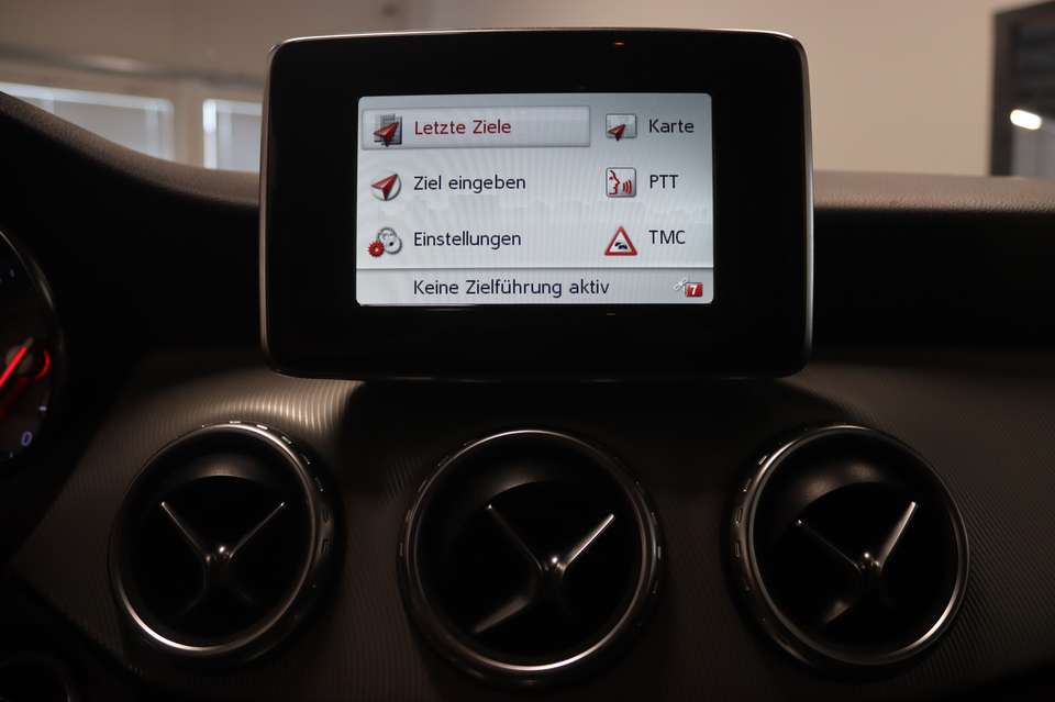 Mercedes-Benz GLA 220 - Imagem 7