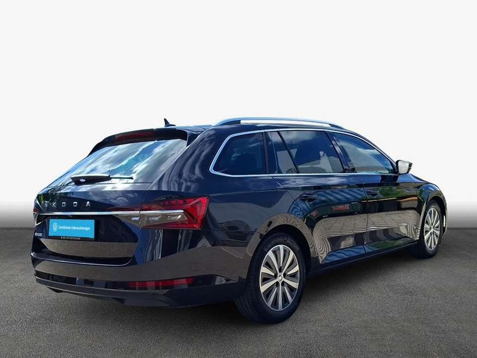 Skoda Superb - Imagem 2