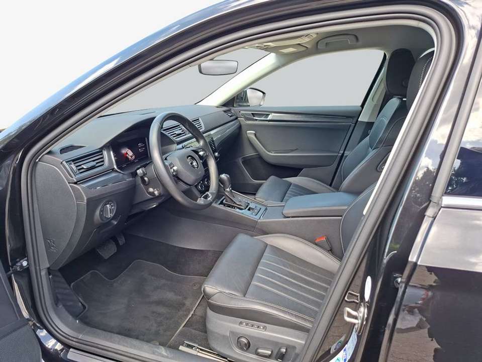 Skoda Superb - Imagem 9