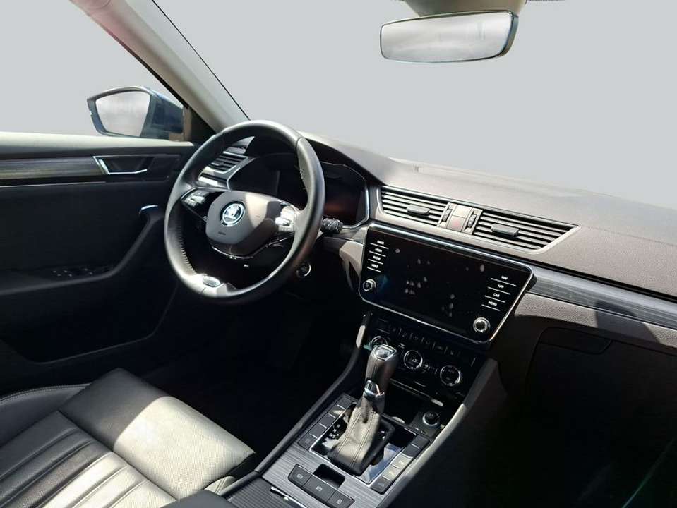 Skoda Superb - Imagem 15