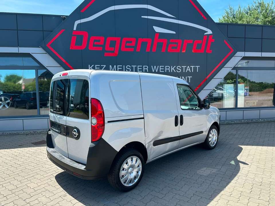 Opel Combo - Imagem 14
