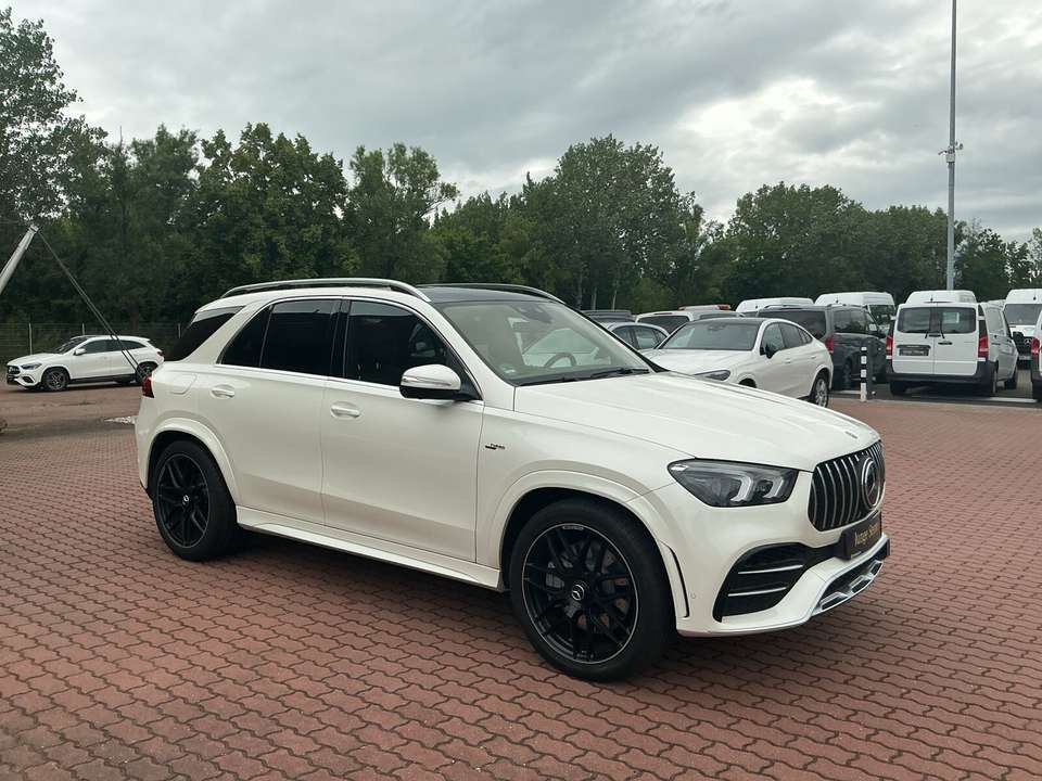Mercedes-Benz GLE 53 AMG - Imagem 3