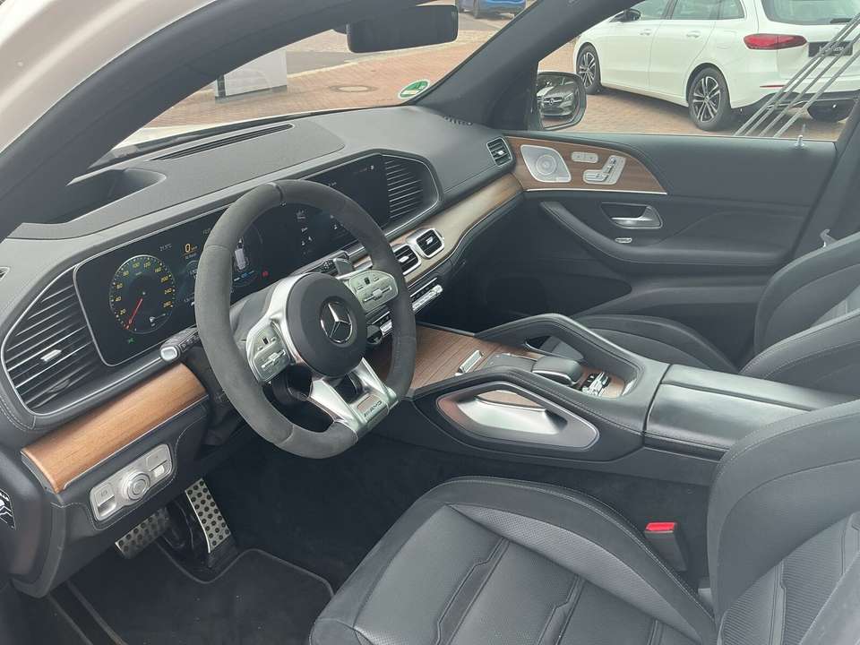 Mercedes-Benz GLE 53 AMG - Imagem 9