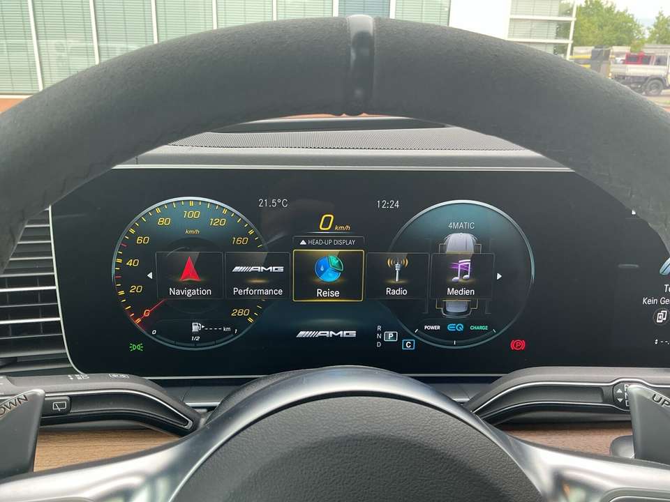 Mercedes-Benz GLE 53 AMG - Imagem 12