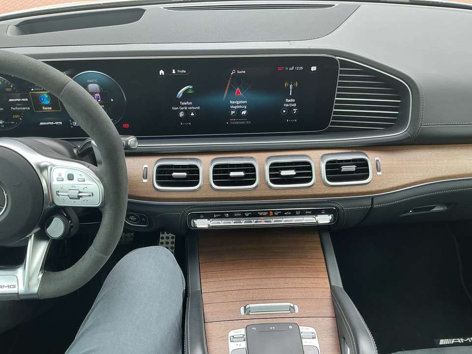 Mercedes-Benz GLE 53 AMG - Imagem 15