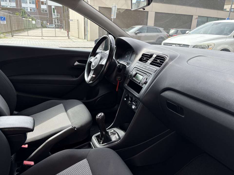Volkswagen Polo - Imagem 7