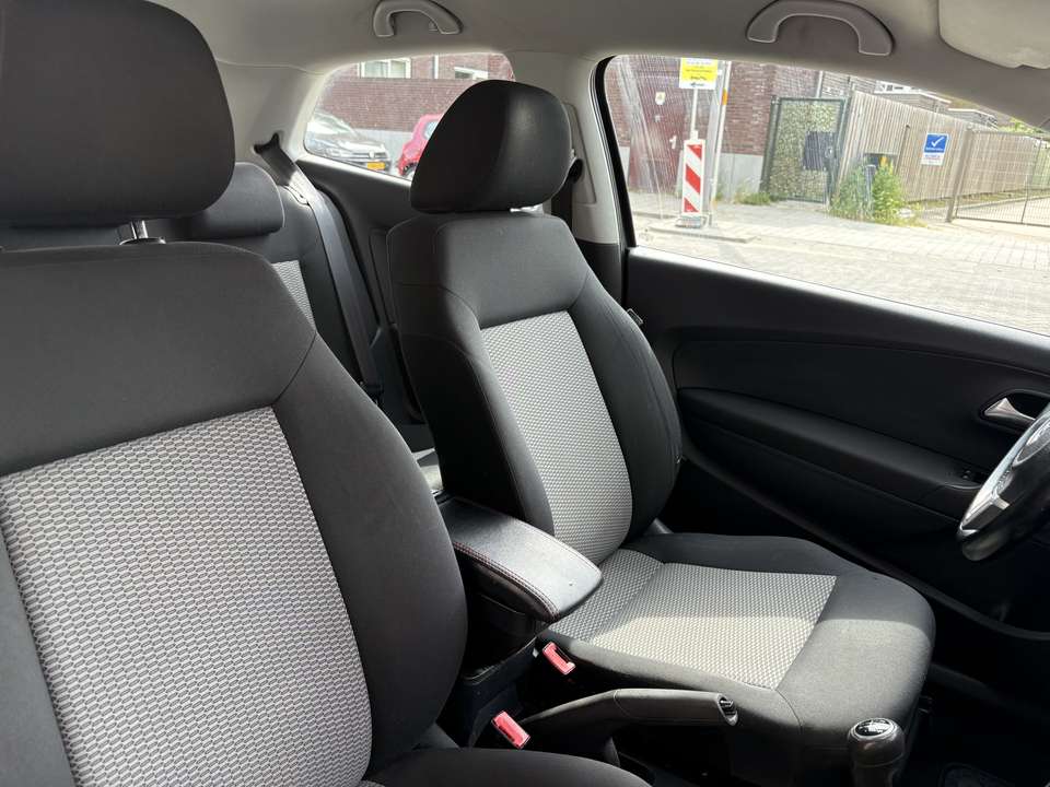 Volkswagen Polo - Imagem 9