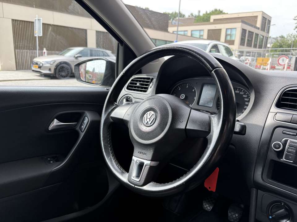 Volkswagen Polo - Imagem 10