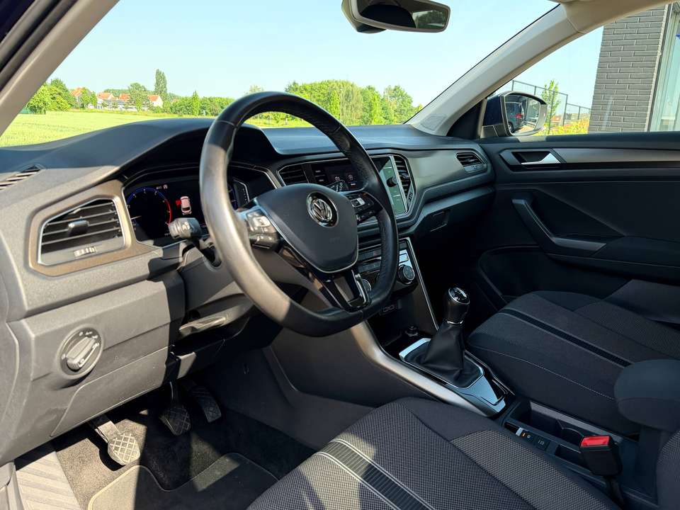 Volkswagen T-Roc - Imagem 5