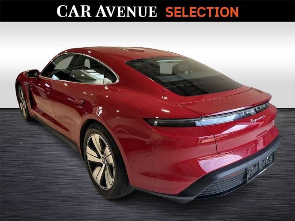 Porsche Taycan - Imagem 6