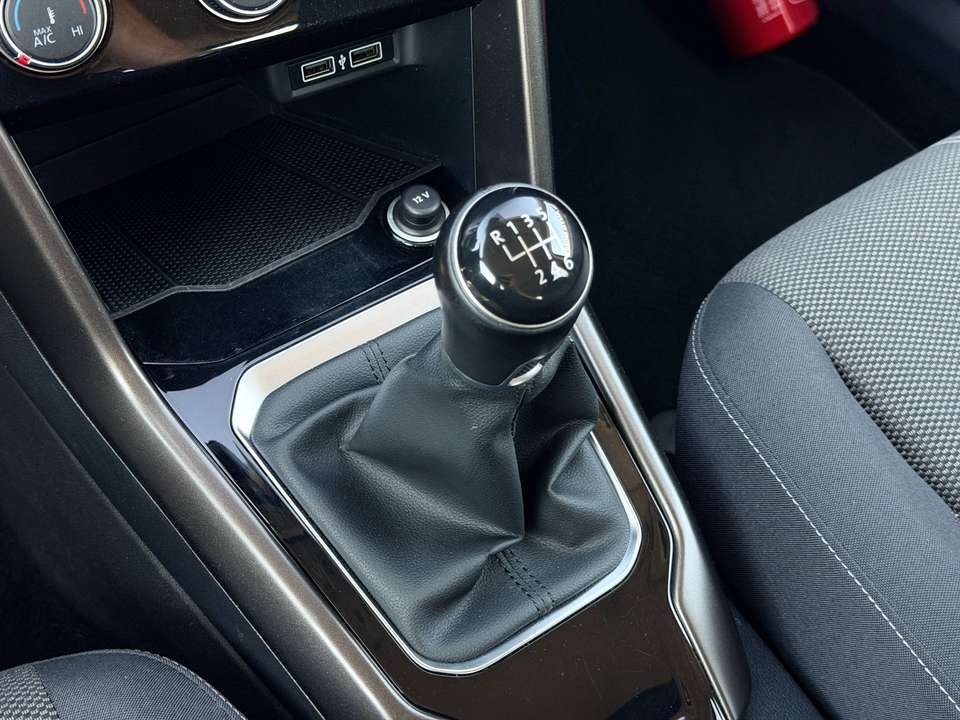 Volkswagen T-Roc - Imagem 14