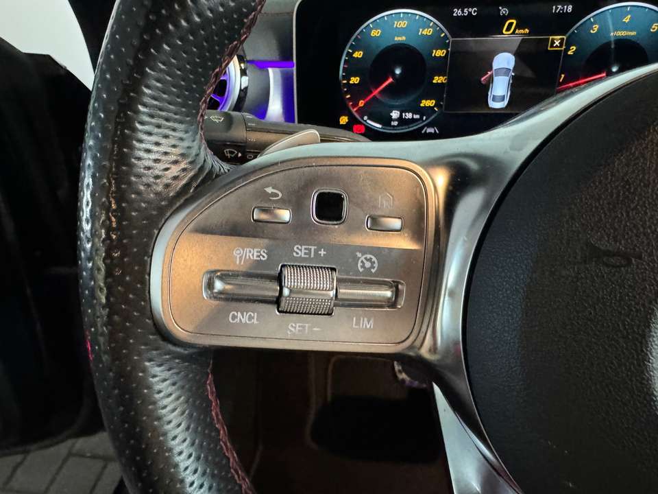Mercedes-Benz CLA 220 - Imagem 14