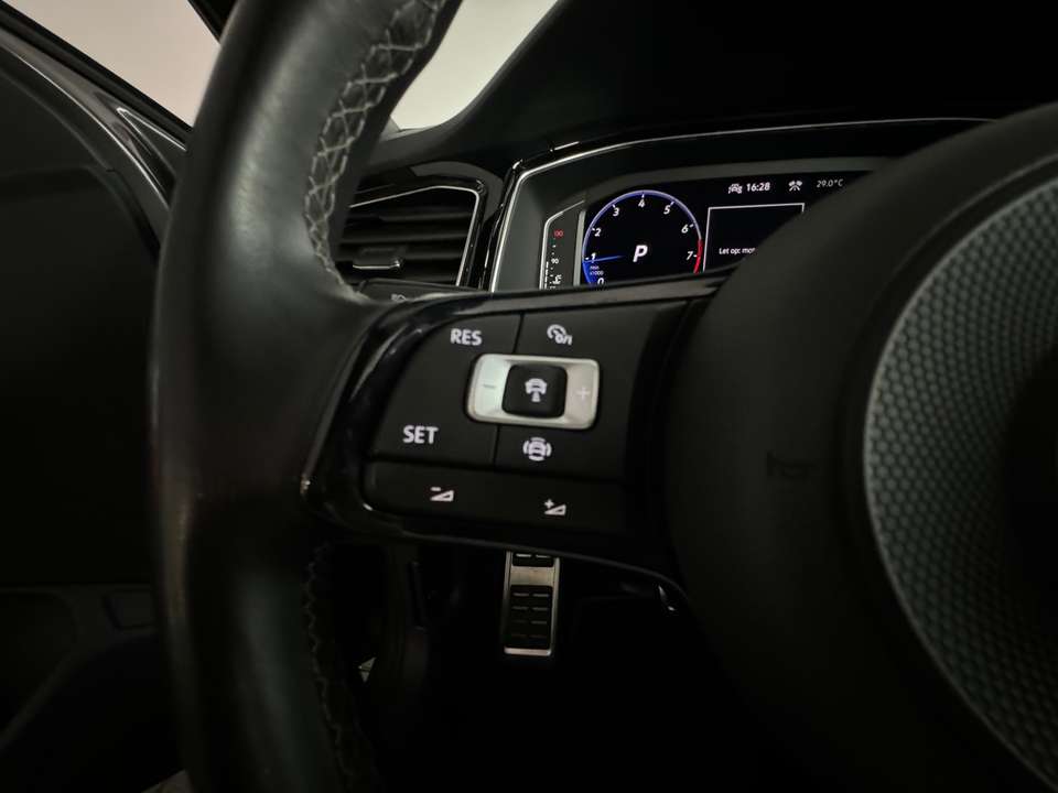 Volkswagen T-Roc - Imagem 14