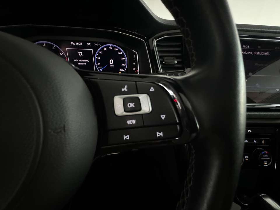 Volkswagen T-Roc - Imagem 15