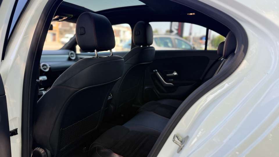 Mercedes-Benz A 220 - Imagem 7