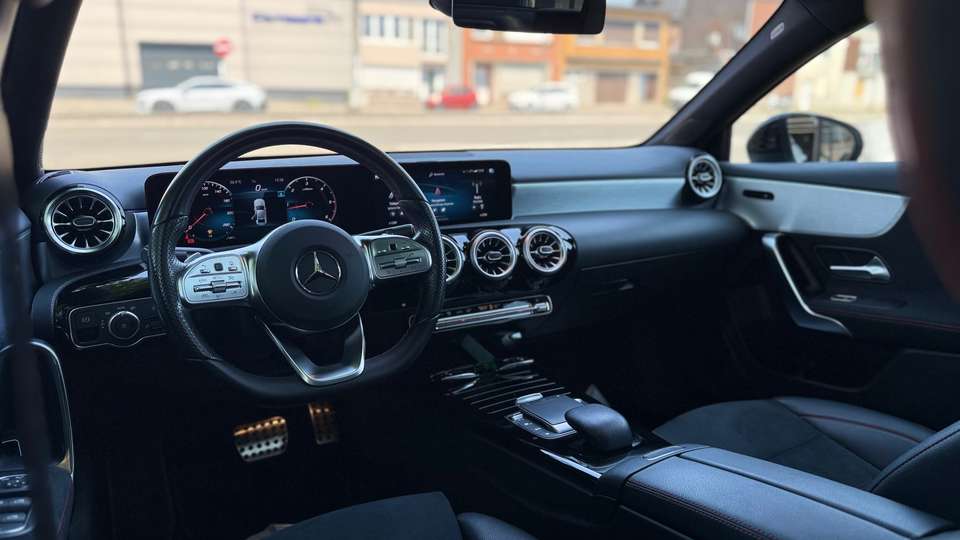 Mercedes-Benz A 220 - Imagem 8