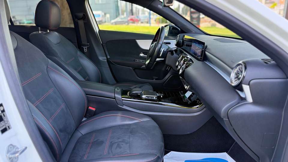 Mercedes-Benz A 220 - Imagem 13
