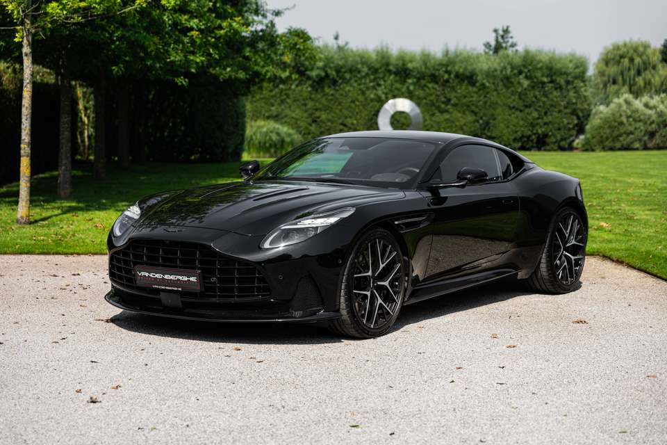 Aston Martin DB12 - Imagem 3