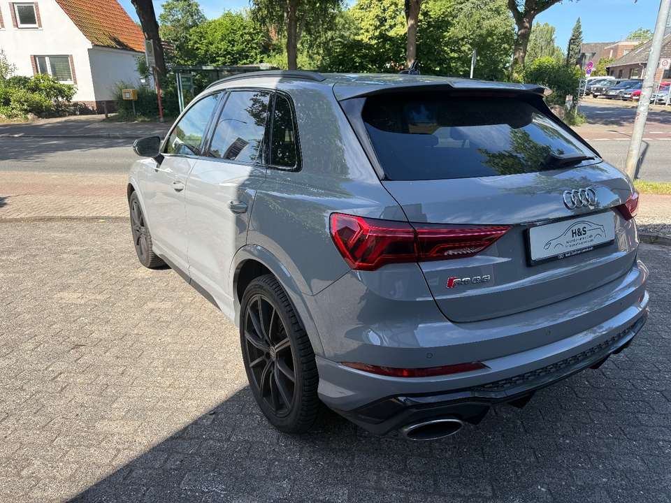 Audi RS Q3 - Imagem 8