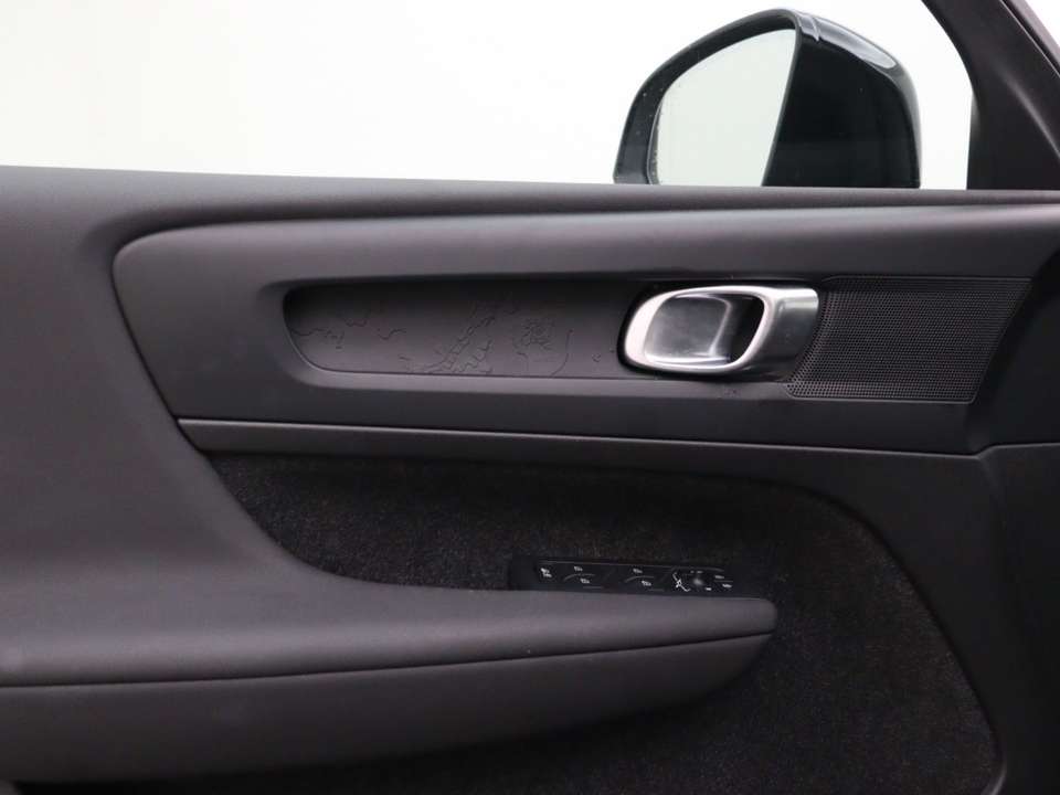 Volvo XC40 - Imagem 11