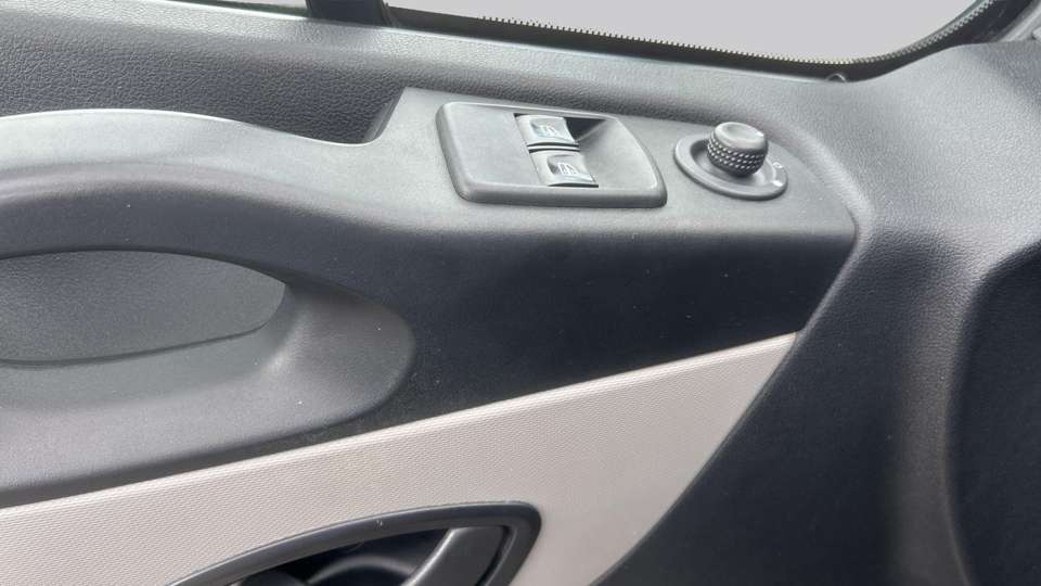 Renault Trafic - Imagem 11