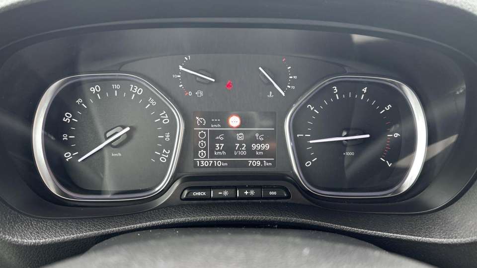 Peugeot Expert - Imagem 12