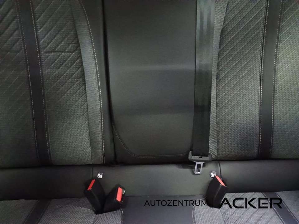 Peugeot 2008 - Imagem 13