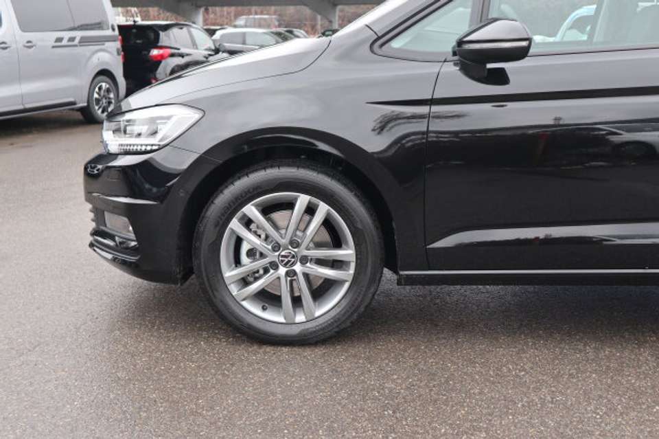 Volkswagen Touran - Imagem 3