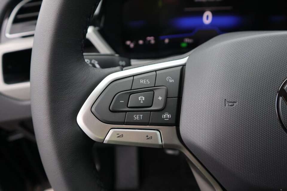 Volkswagen Touran - Imagem 12