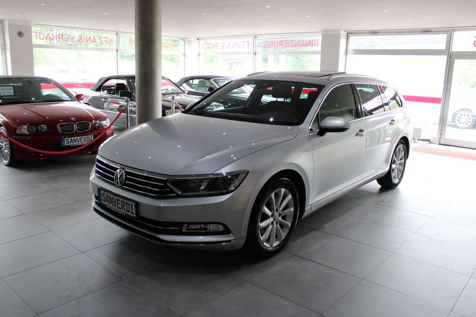 Volkswagen Passat - Imagem 1