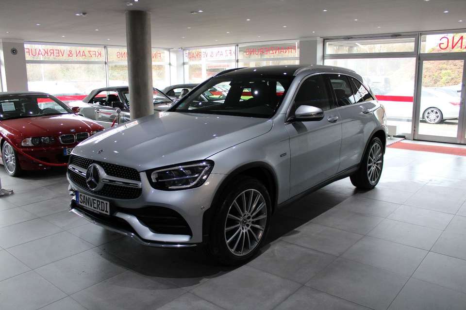 Mercedes-Benz GLC 300 - Imagem 1