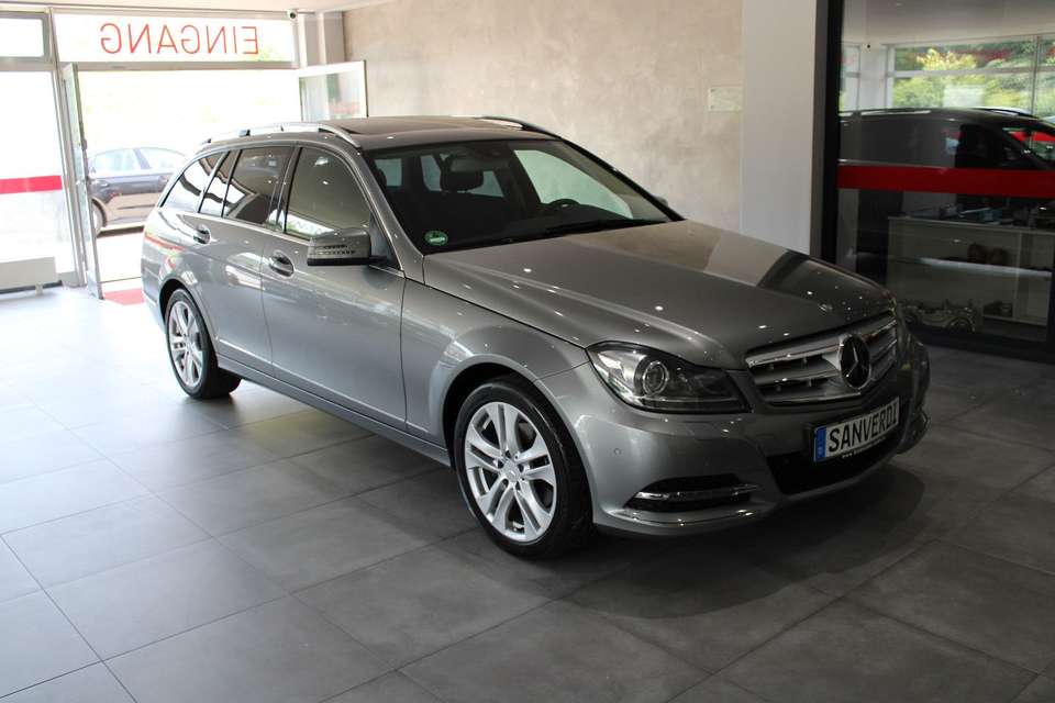 Mercedes-Benz C 200 - Imagem 2
