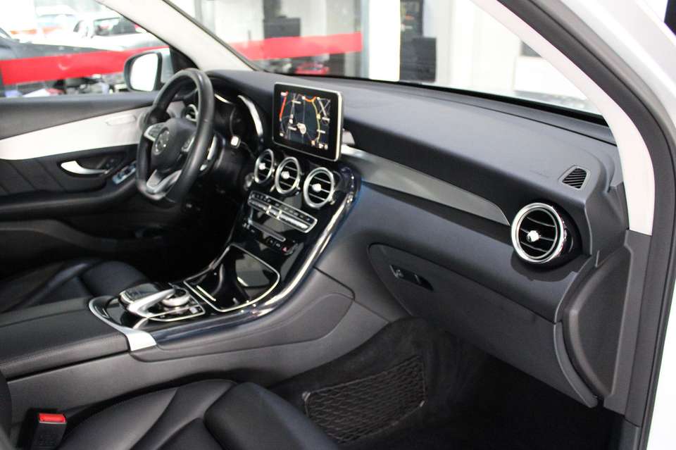 Mercedes-Benz GLC 220 - Imagem 5