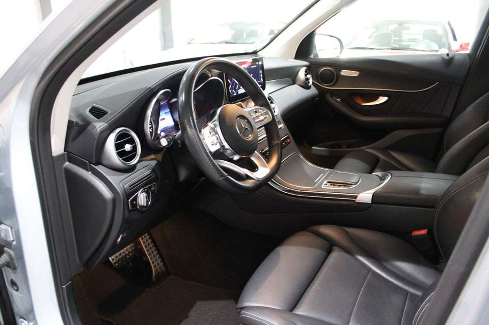 Mercedes-Benz GLC 300 - Imagem 3