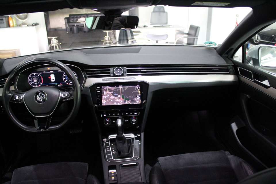 Volkswagen Passat - Imagem 4