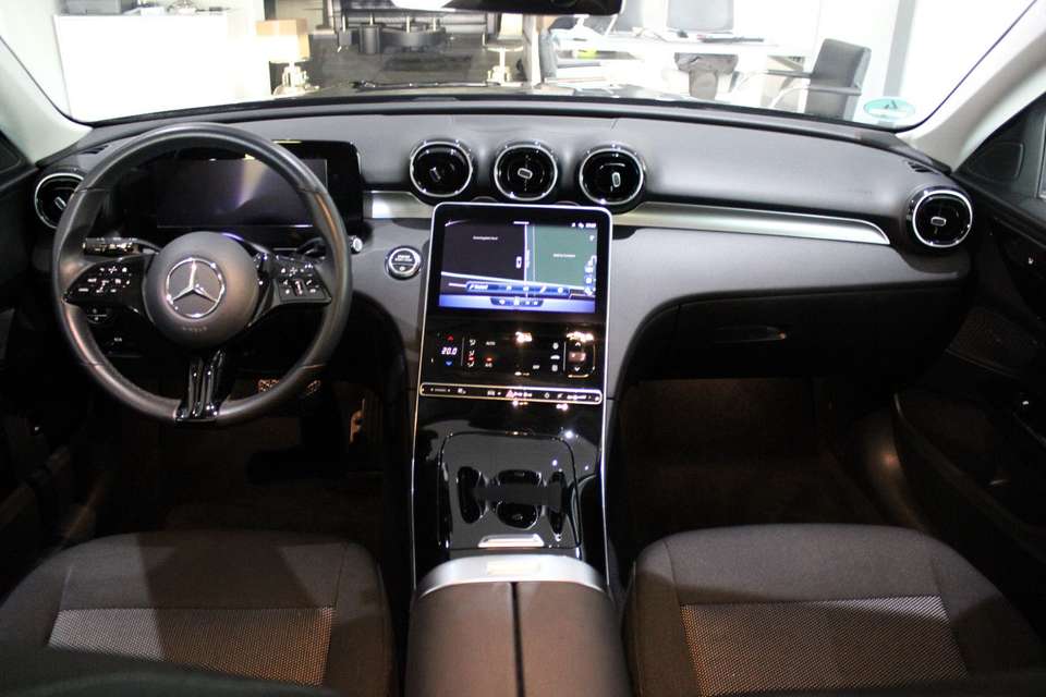 Mercedes-Benz C 200 - Imagem 4
