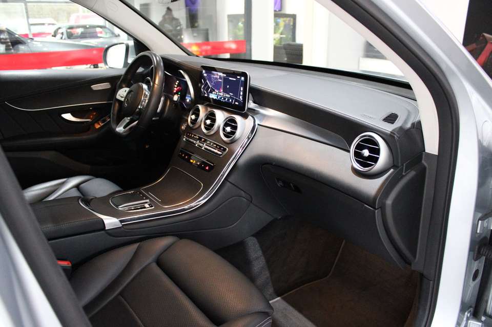 Mercedes-Benz GLC 300 - Imagem 5