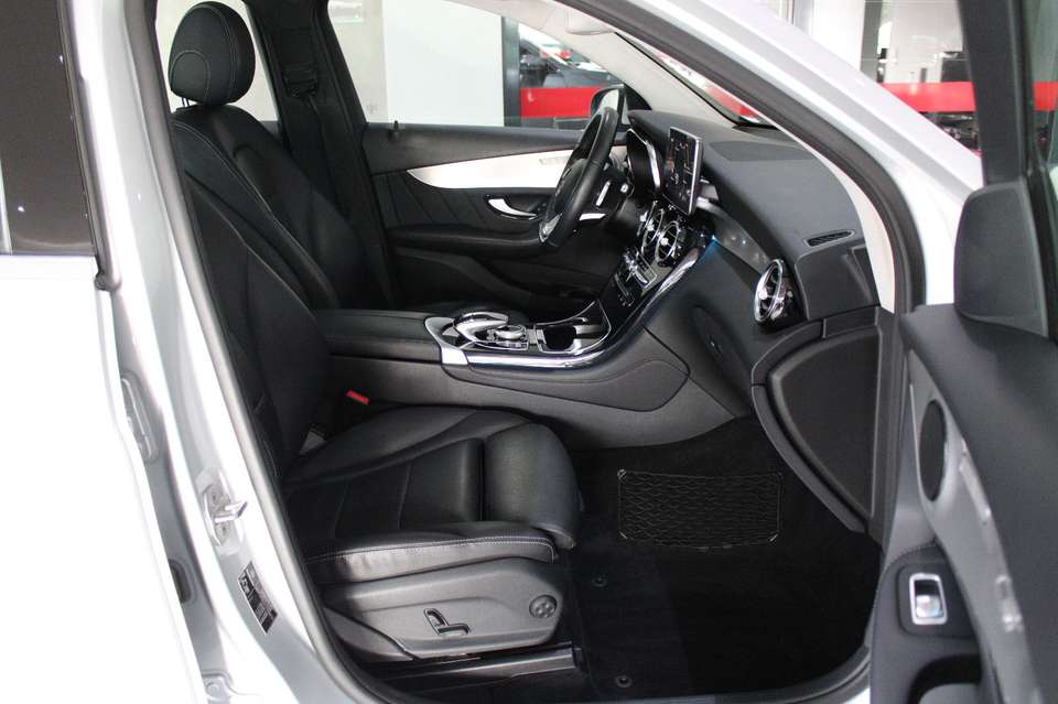 Mercedes-Benz GLC 220 - Imagem 8