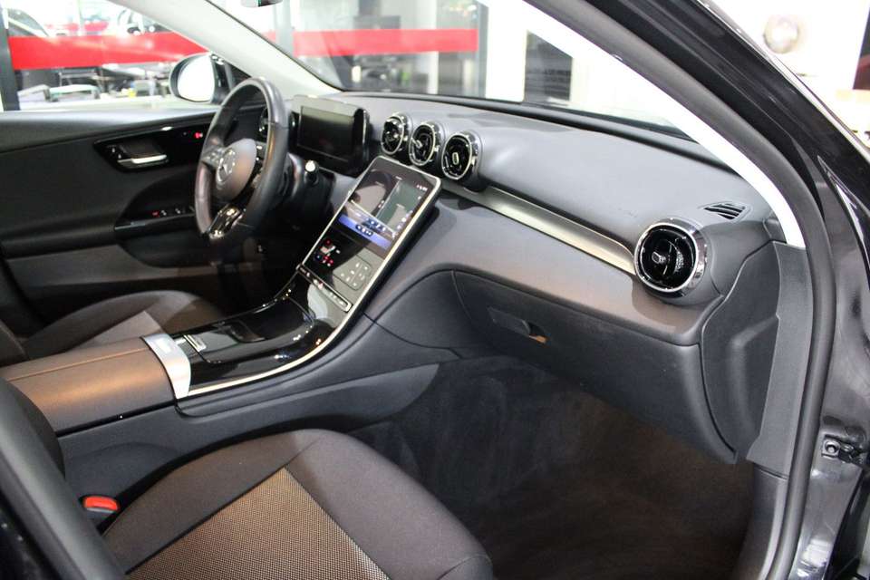 Mercedes-Benz C 200 - Imagem 5