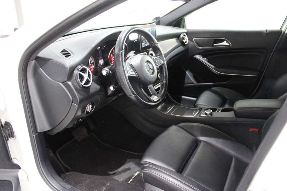 Mercedes-Benz GLA 200 - Imagem 3