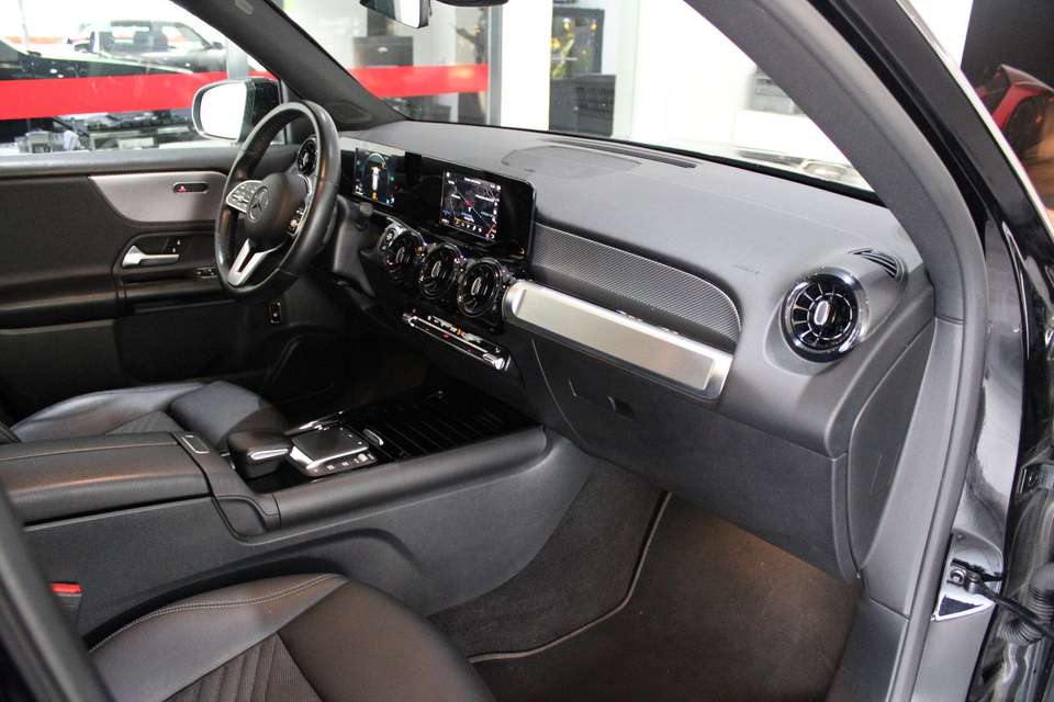 Mercedes-Benz GLB 180 - Imagem 5