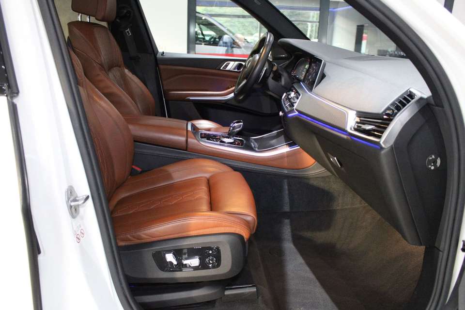 BMW X5 - Imagem 8