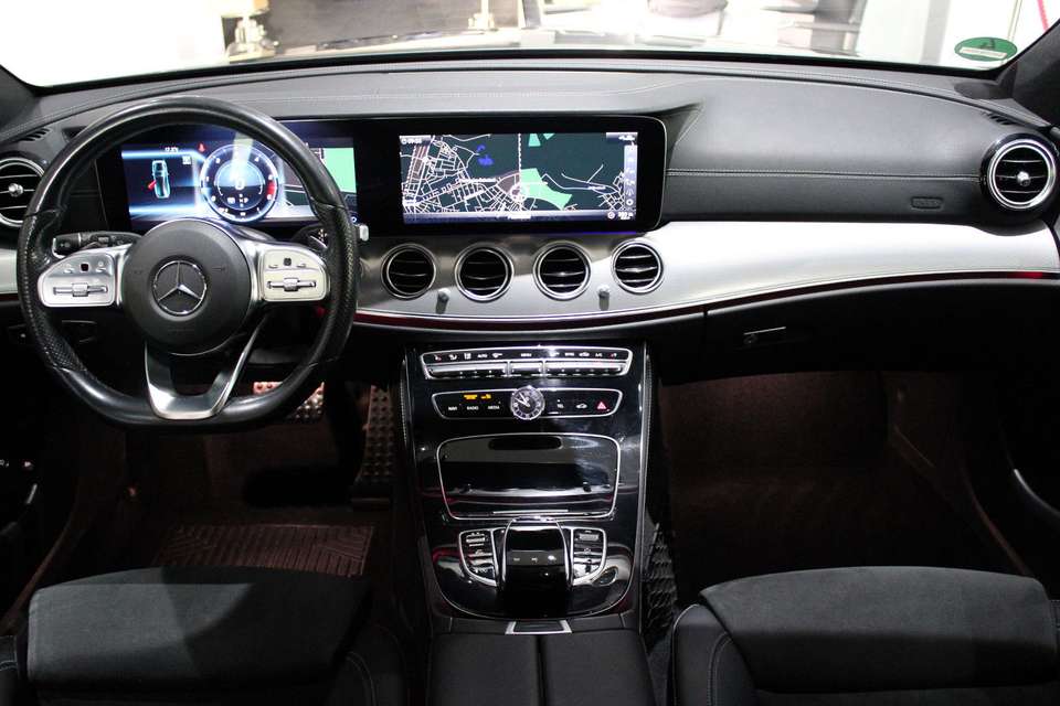 Mercedes-Benz E 400 - Imagem 4