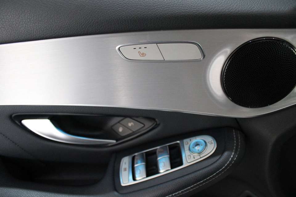 Mercedes-Benz GLC 220 - Imagem 12